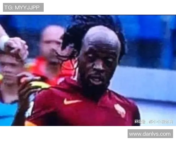 足球巨星爆笑瞬间集锦 盘点那些意想不到的搞笑场面