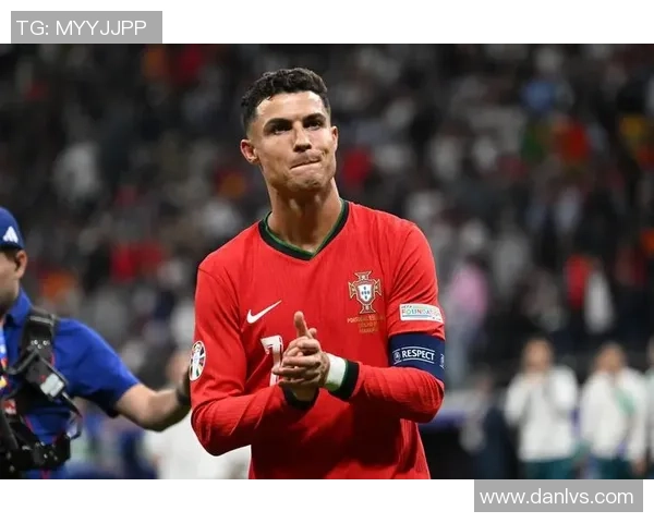 足球界的重名现象盘点 重名球星背后的故事与传奇