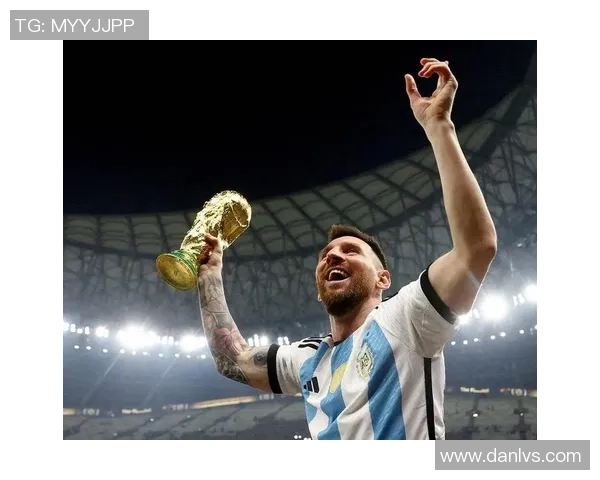 近十年足球巨星盘点 各时代顶级球员的荣耀与成就